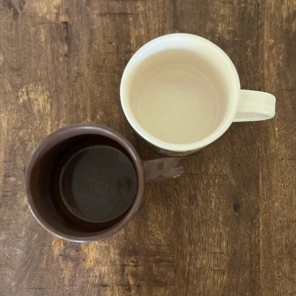 Starbucks 2009 Holiday Berries Coffee Bean Plant mug 10 ounce mug set - Picture 6 of 8